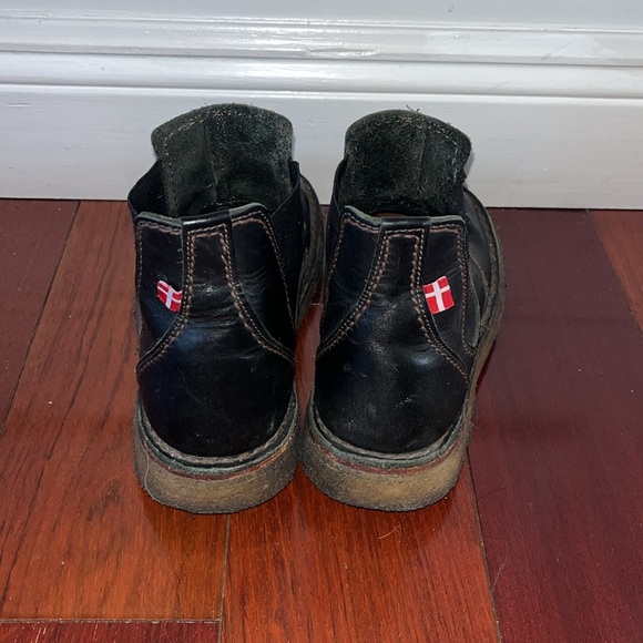 Classic Black Leather Ankle Boots - Picture 2 of 5